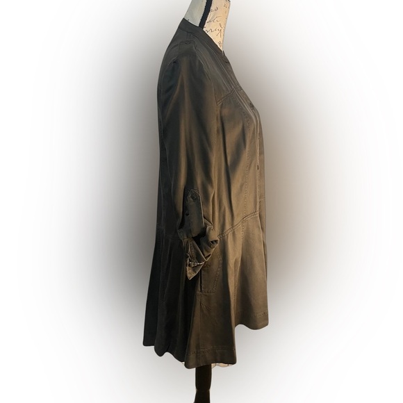 Holding Horses Dress - Picture 2 of 6